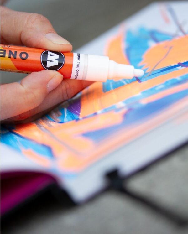 MOLOTOW- ONE4ALL PROFESSIONAL SKETCHBOOK [A4 / Portrait]